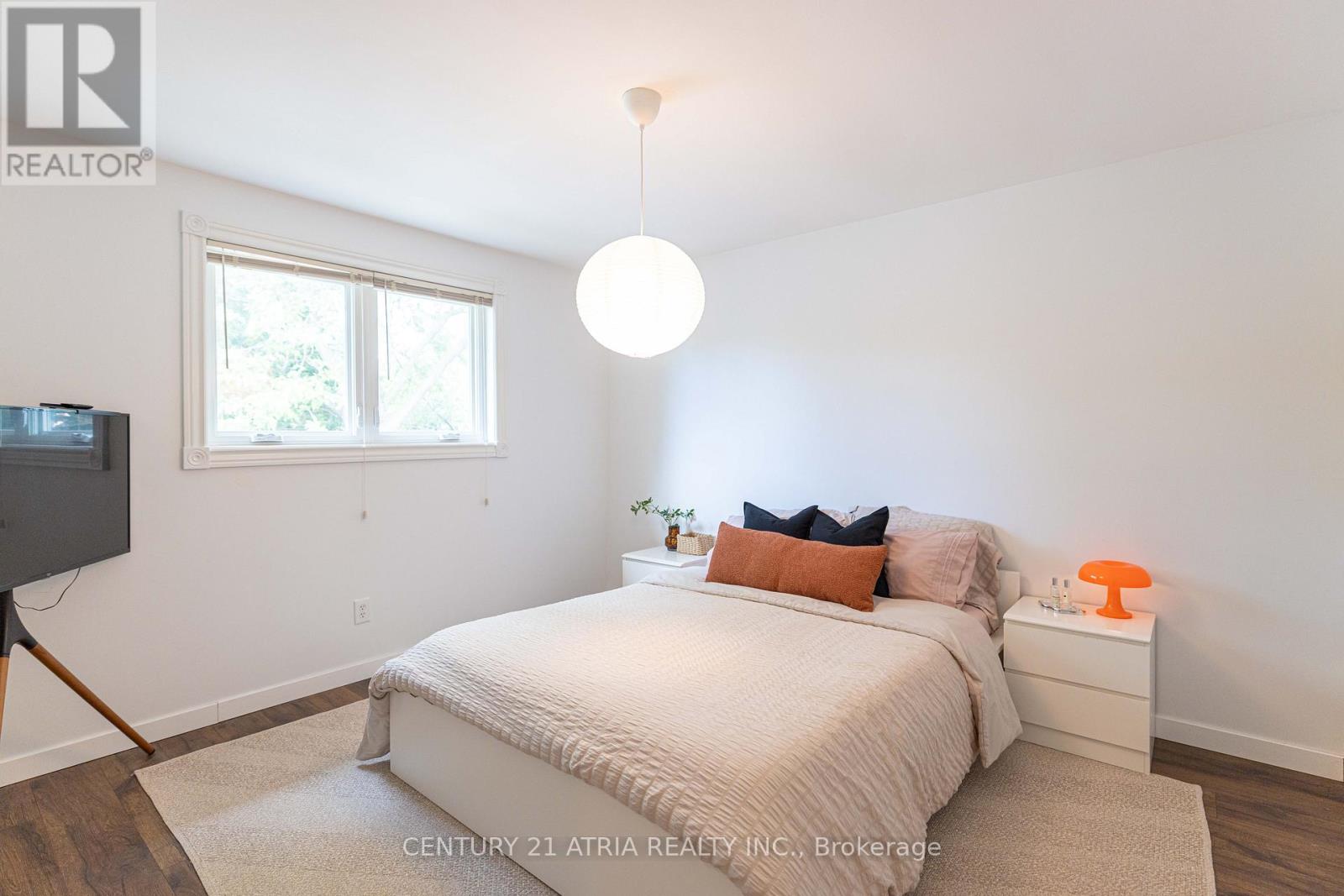 87 Winstanly Crescent, Toronto, Ontario  M1B 1N3 - Photo 8 - E13486378