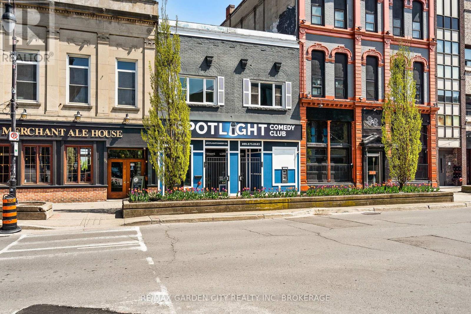 90 St. Paul Street, St. Catharines, Ontario  L2R 3M2 - Photo 1 - X13512530