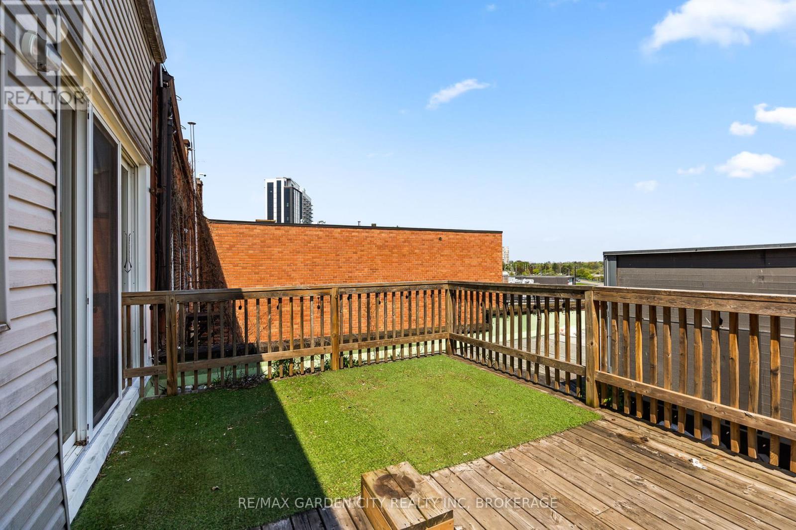 90 St. Paul Street, St. Catharines, Ontario  L2R 3M2 - Photo 20 - X13512530