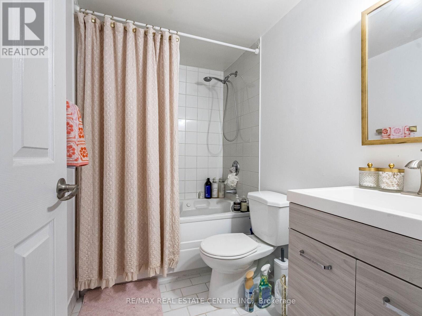 1616 - 250 Webb Drive, Mississauga, Ontario  L5B 3Z4 - Photo 25 - W13512218