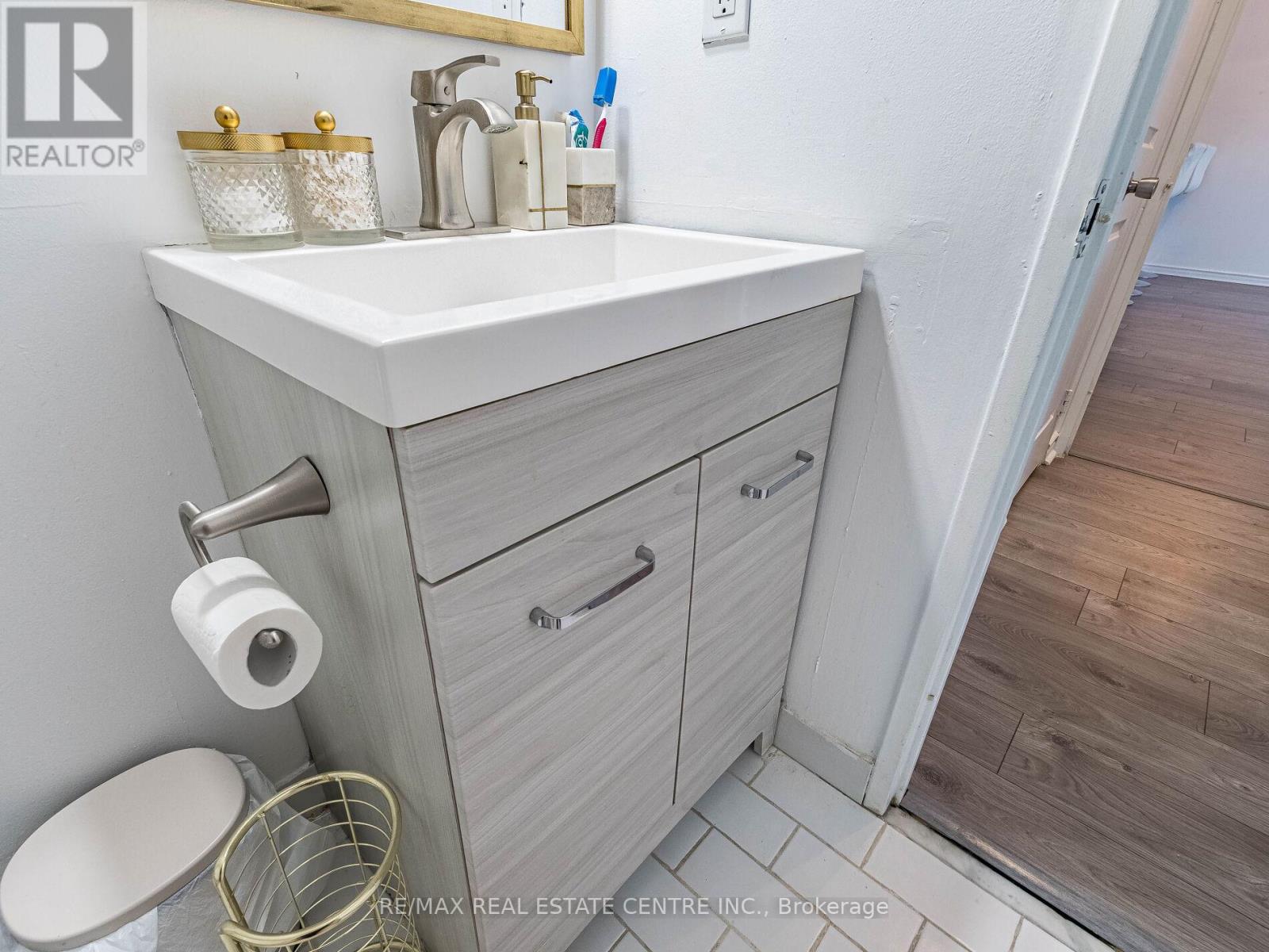 1616 - 250 Webb Drive, Mississauga, Ontario  L5B 3Z4 - Photo 27 - W13512218