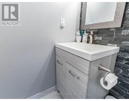 1616 - 250 WEBB DRIVE, Mississauga, Ontario