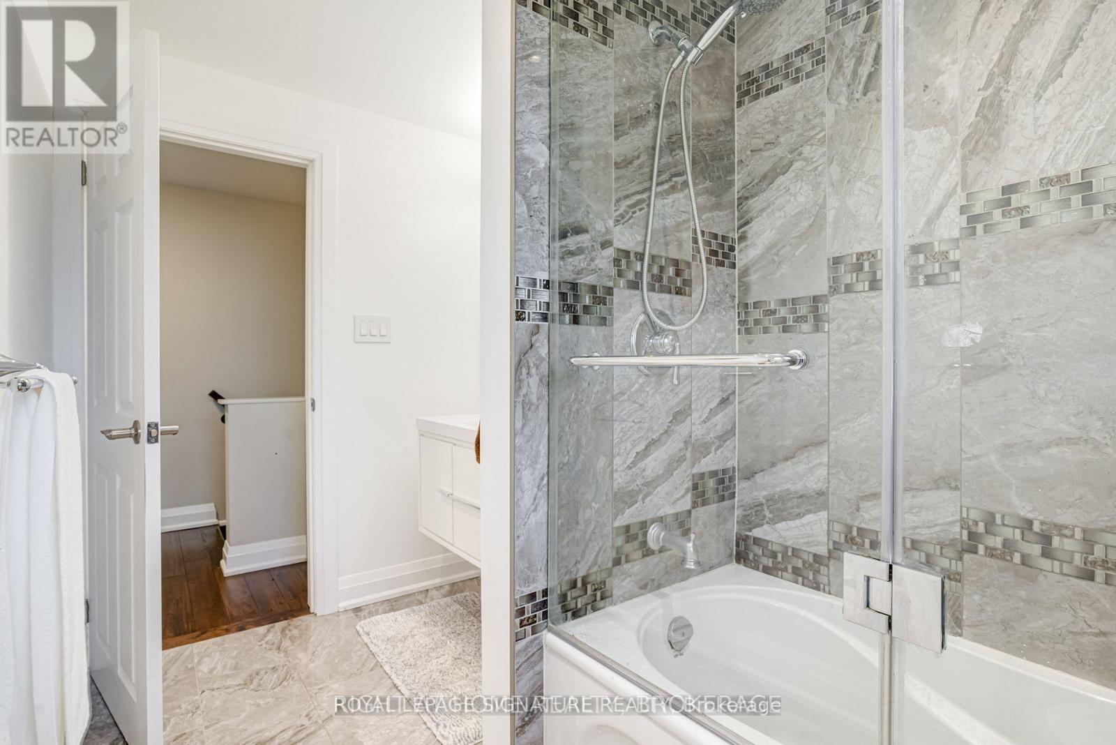 625 Braemore Road, Burlington, Ontario  L7N 3E6 - Photo 25 - W13512260