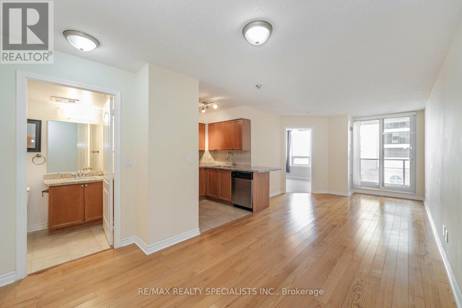 711 - 4090 Living Arts Drive, Mississauga, Ontario  L5B 4M8 - Photo 11 - W13512270