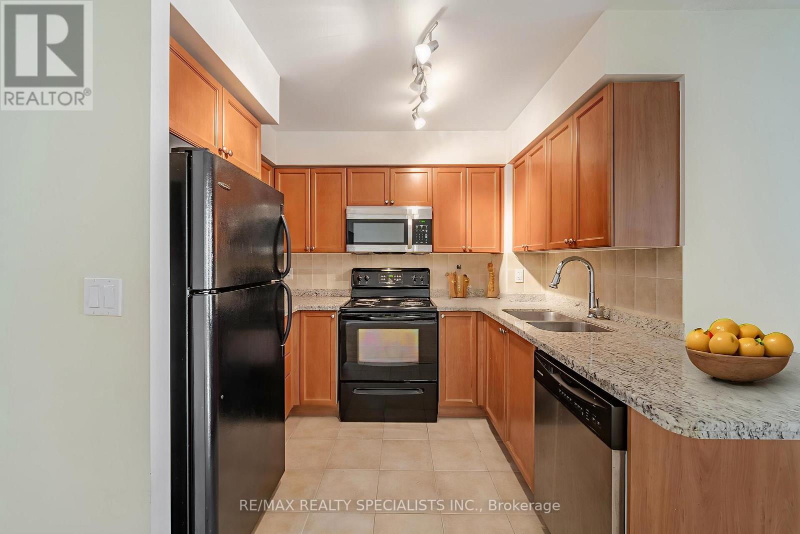 711 - 4090 Living Arts Drive, Mississauga, Ontario  L5B 4M8 - Photo 13 - W13512270
