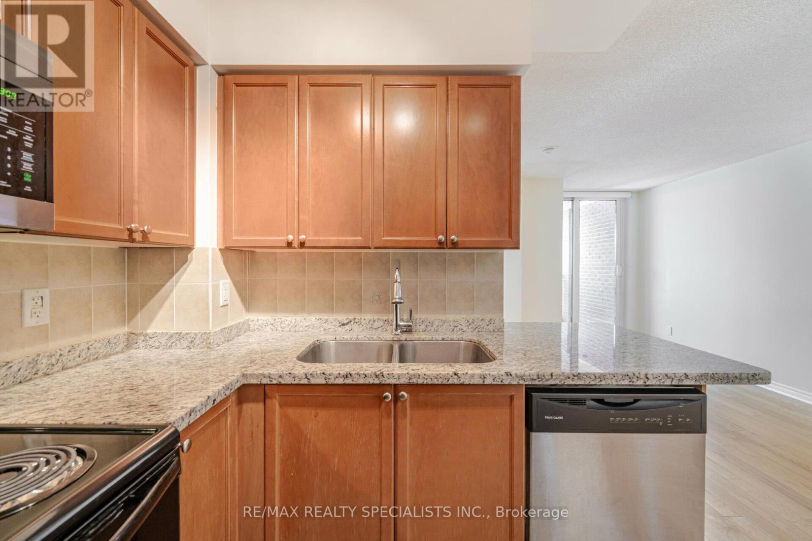 711 - 4090 Living Arts Drive, Mississauga, Ontario  L5B 4M8 - Photo 15 - W13512270