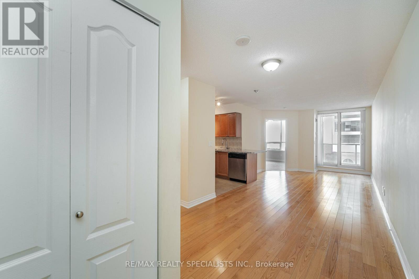 711 - 4090 Living Arts Drive, Mississauga, Ontario  L5B 4M8 - Photo 8 - W13512270