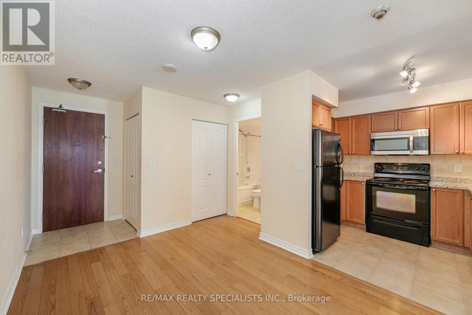711 - 4090 Living Arts Drive, Mississauga, Ontario  L5B 4M8 - Photo 9 - W13512270