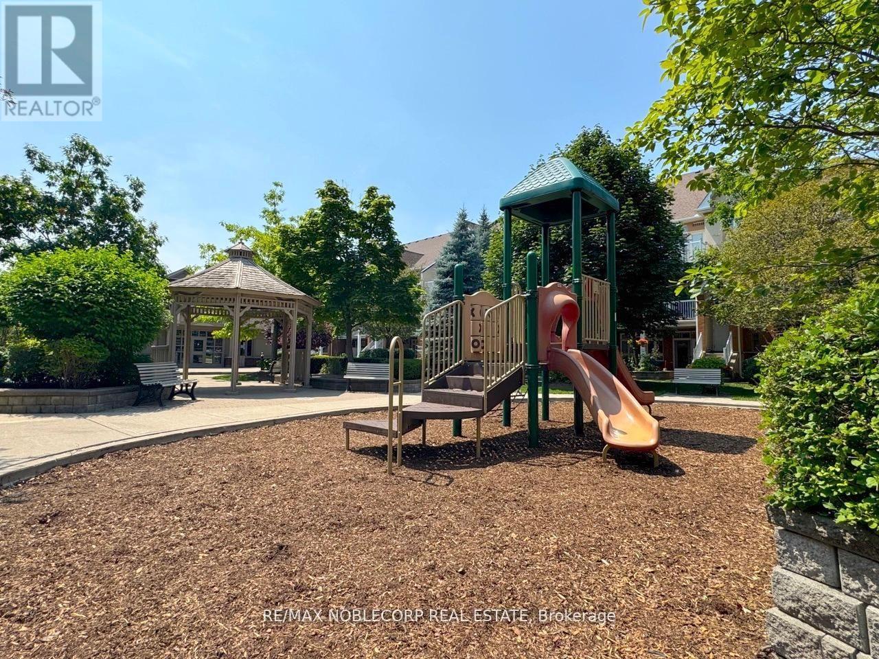 18 - 36 Gibson Avenue, Toronto, Ontario  M9N 0A5 - Photo 14 - W13512276