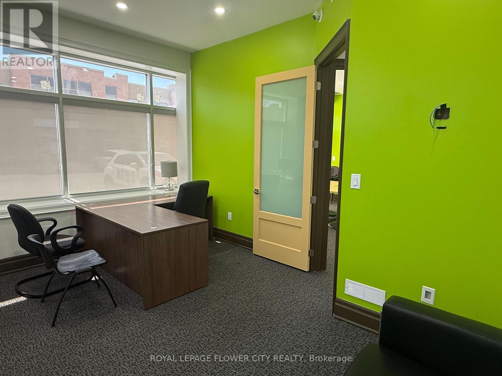 7 - 7 Sun Pac Boulevard, Brampton, Ontario  L6S 0E8 - Photo 6 - W13512328