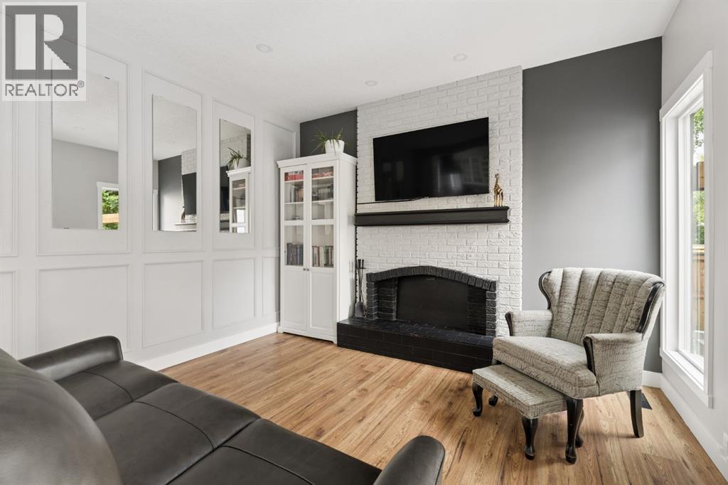 692 Woodpark Boulevard SW, Calgary, Alberta  T2E 3R7 - Photo 12 - A2325814