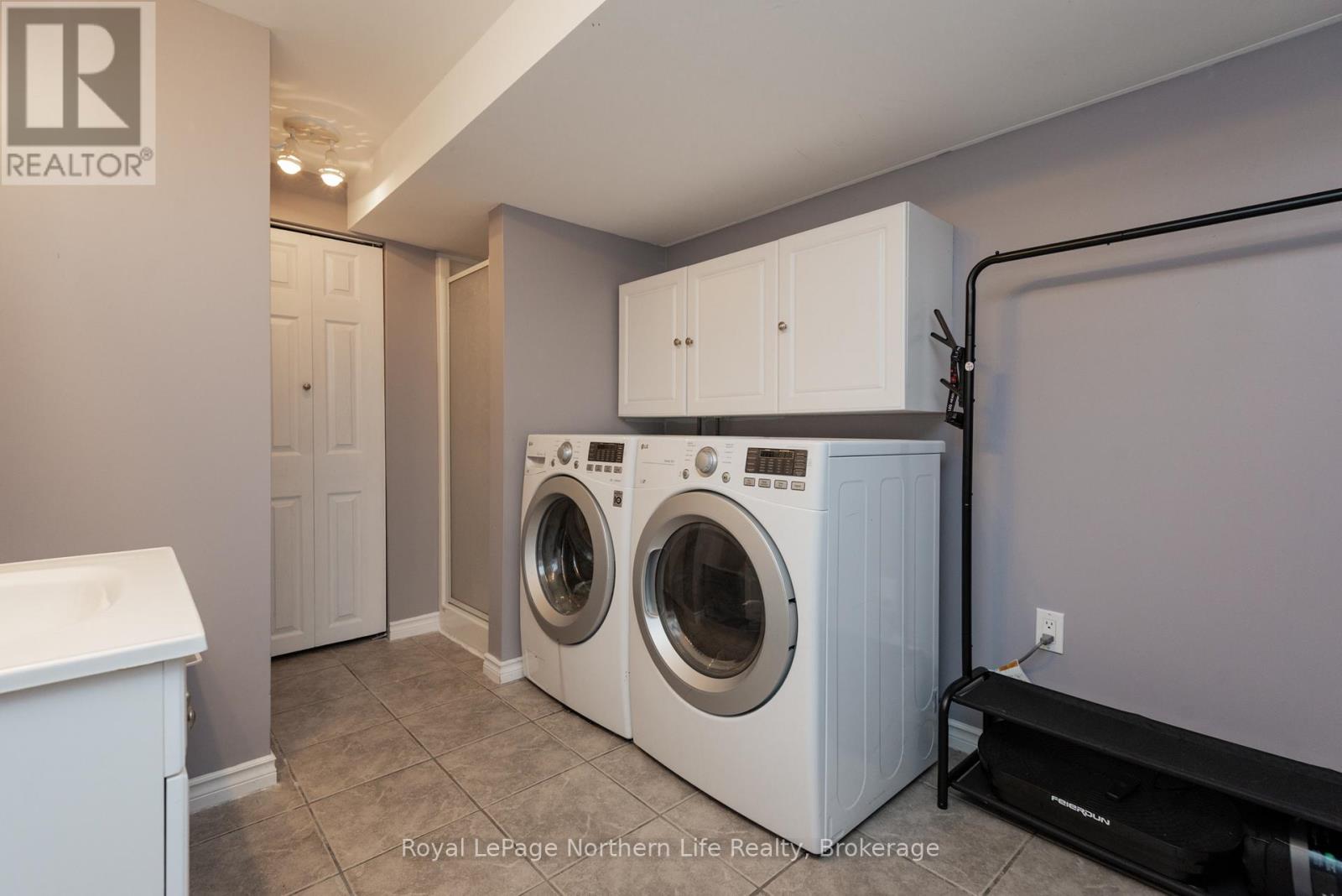 1006 Lakeshore Drive, North Bay, Ontario  P1A 2H3 - Photo 10 - X13512580
