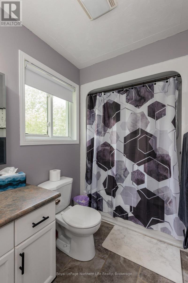 1006 Lakeshore Drive, North Bay, Ontario  P1A 2H3 - Photo 29 - X13512580