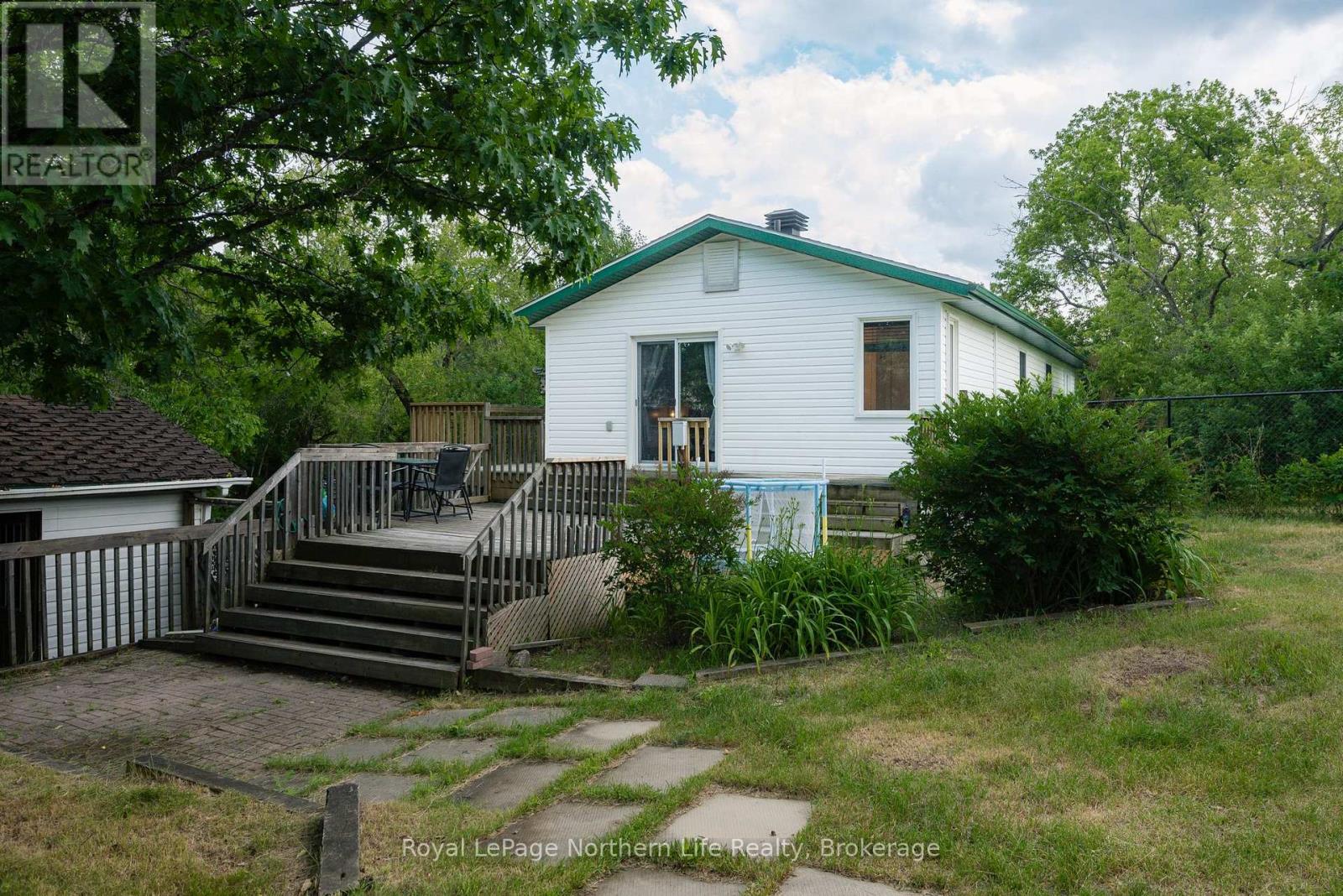 1006 Lakeshore Drive, North Bay, Ontario  P1A 2H3 - Photo 44 - X13512580