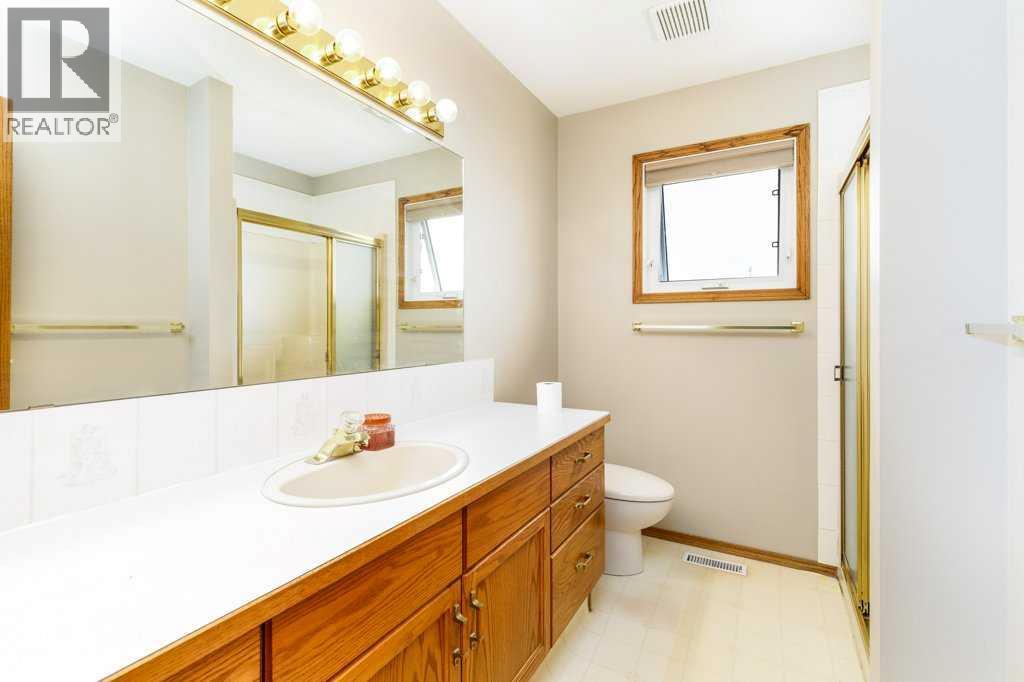 6 Densmore Crescent, Red Deer, Alberta  T4R 2L8 - Photo 21 - A2325873