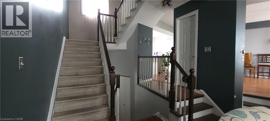 199 Saginaw Parkway Unit# 43, Cambridge, Ontario  N1T 1T9 - Photo 3 - 40844575
