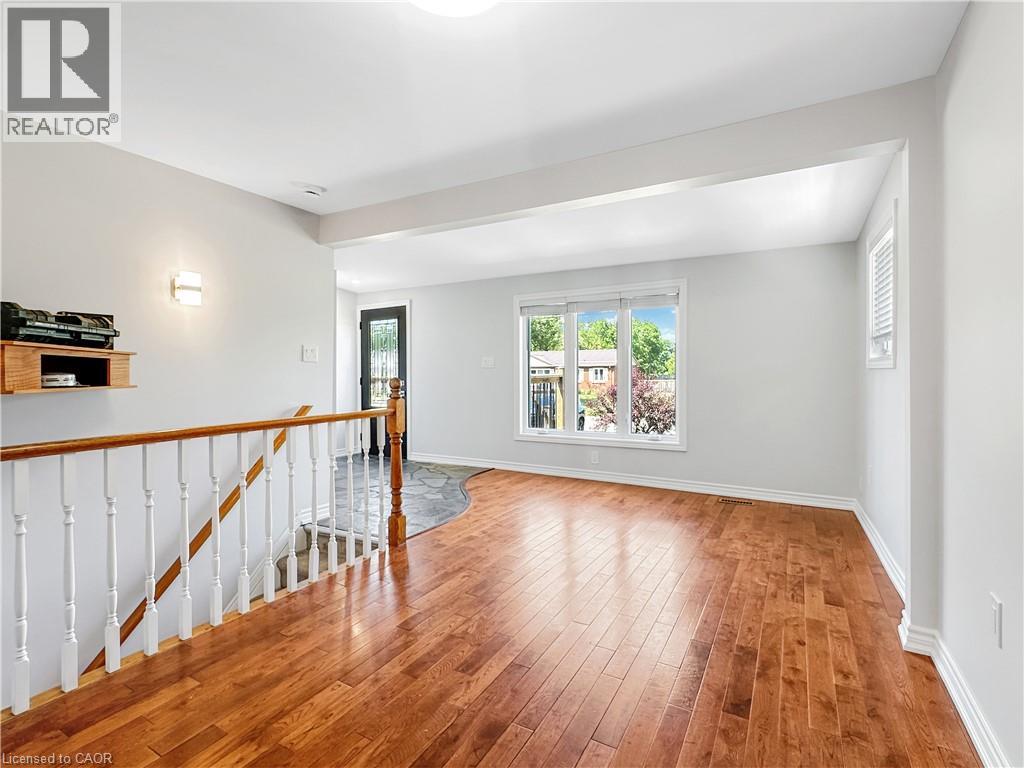 21 Fife Street W, Caledonia, Ontario  N3W 1J1 - Photo 5 - 40844088