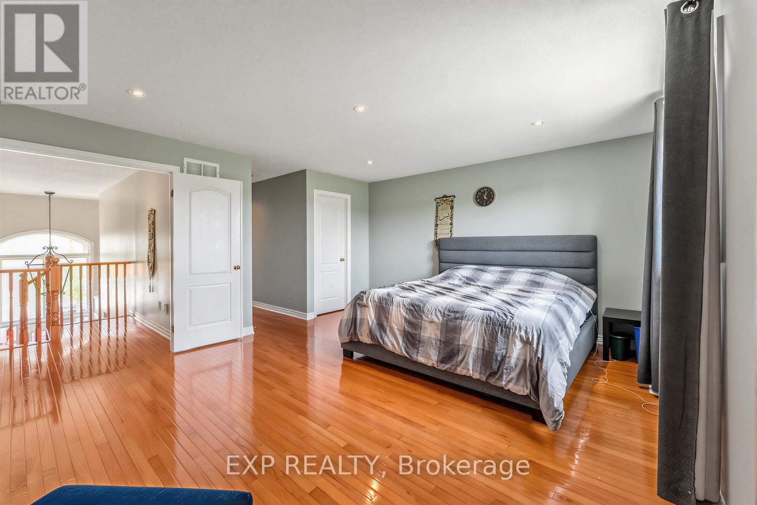 146 Fair Street, Hamilton, Ontario  L9K 0A8 - Photo 13 - X13512320