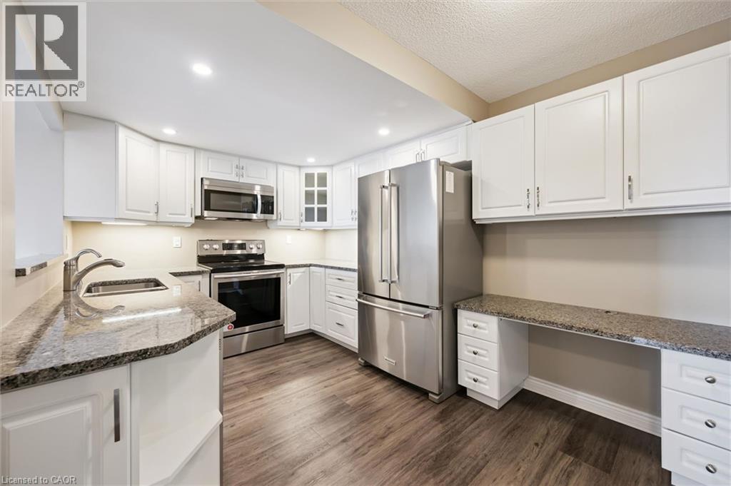 6 Willow Street Unit# 2203, Waterloo, Ontario  N2J 4S3 - Photo 4 - 40842864