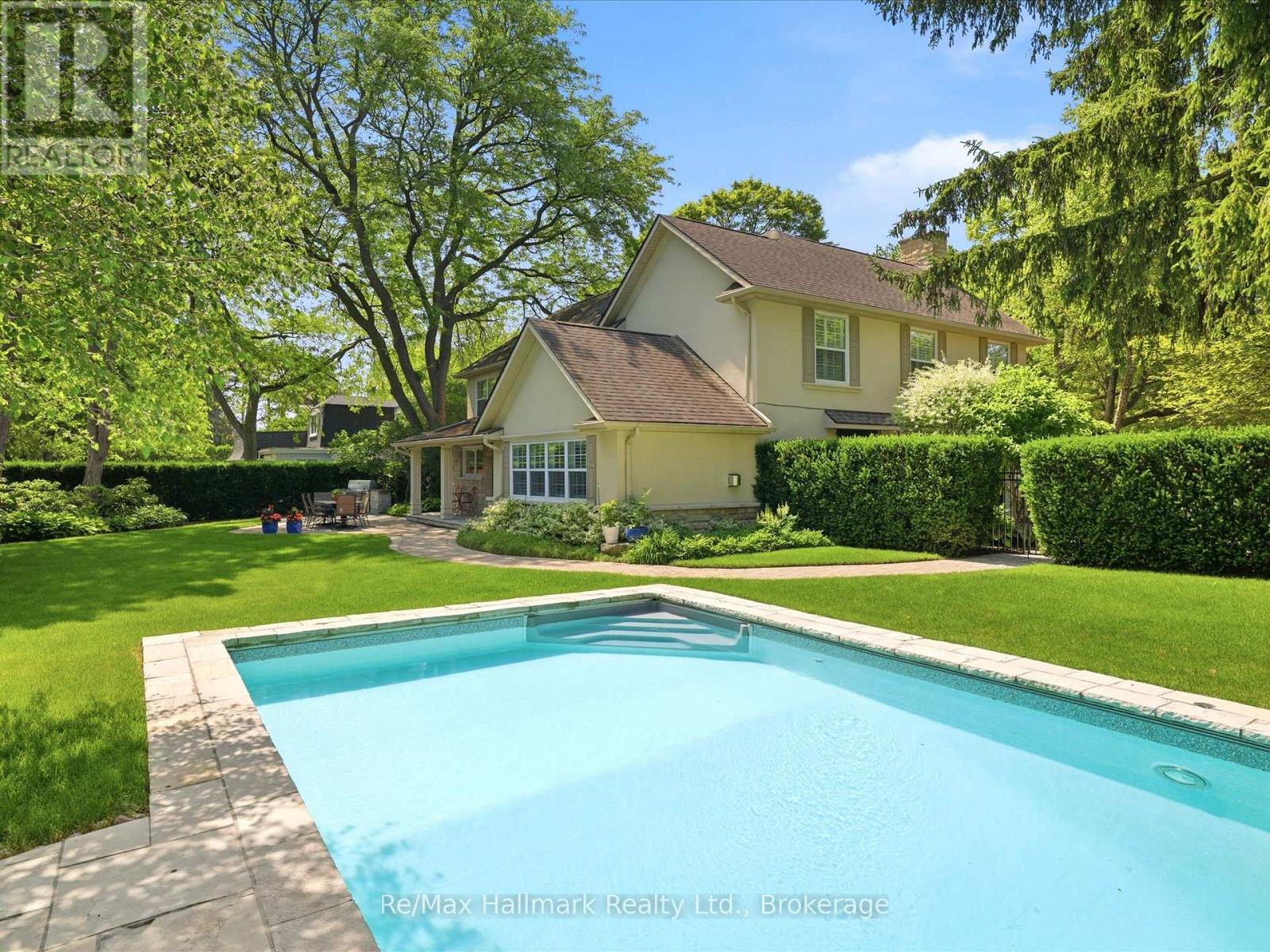153 Cairncroft Road, Oakville, Ontario  L6J 4L8 - Photo 2 - W13512502