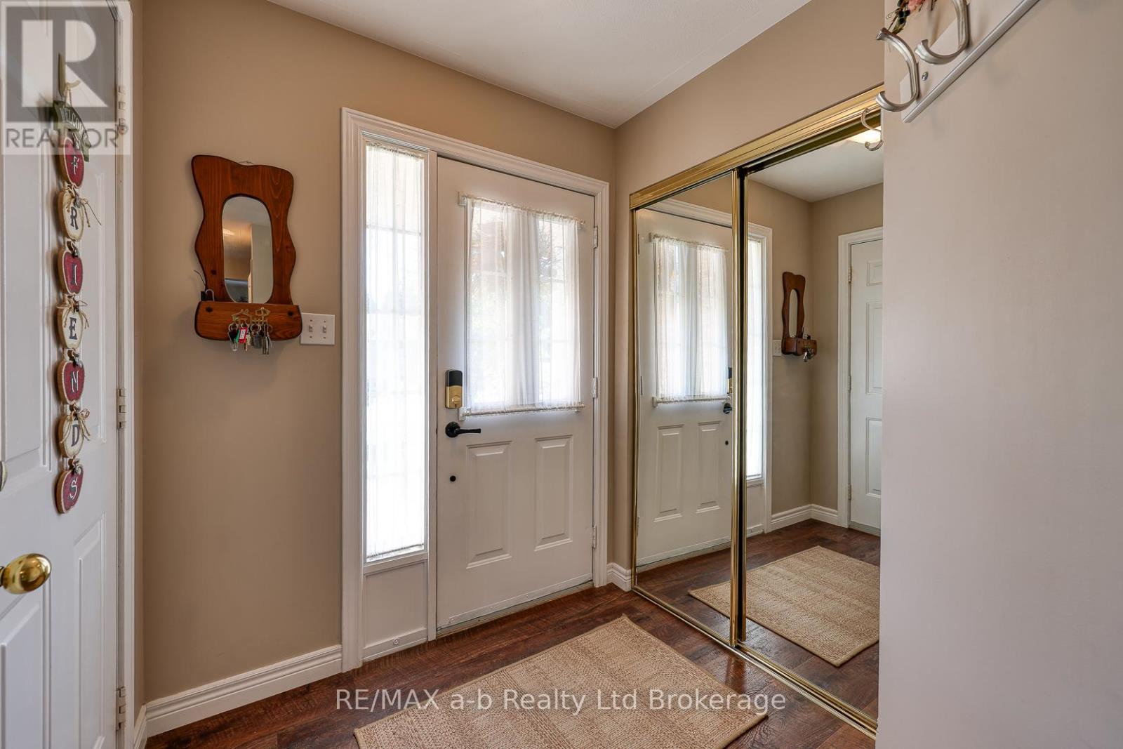 11 Cornish Crescent, Ingersoll, Ontario N5C 4C9 - Photo 2 - X13512640