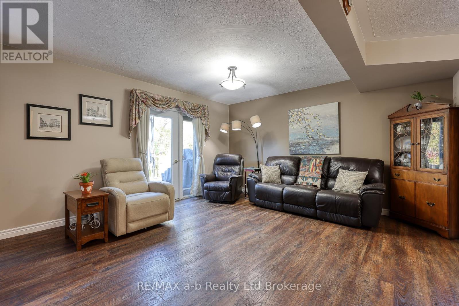 11 Cornish Crescent, Ingersoll, Ontario N5C 4C9 - Photo 7 - X13512640
