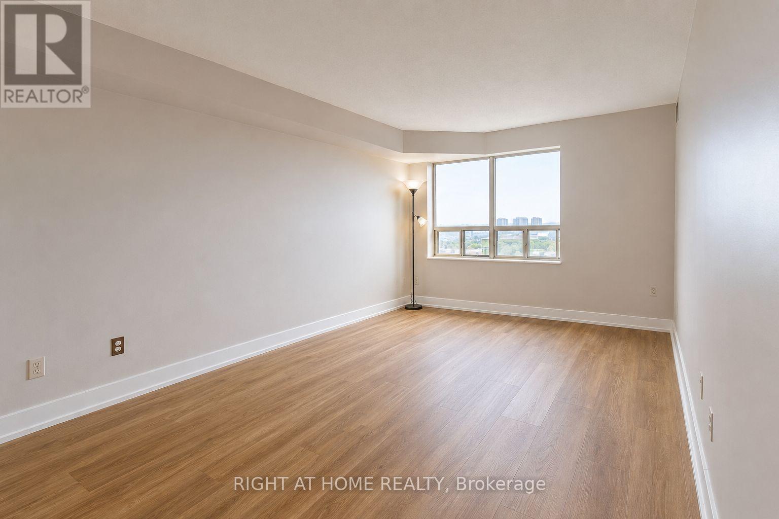 1811 - 325 Webb Drive, Mississauga, Ontario L5B 3Z9 - Photo 16 - W13498006
