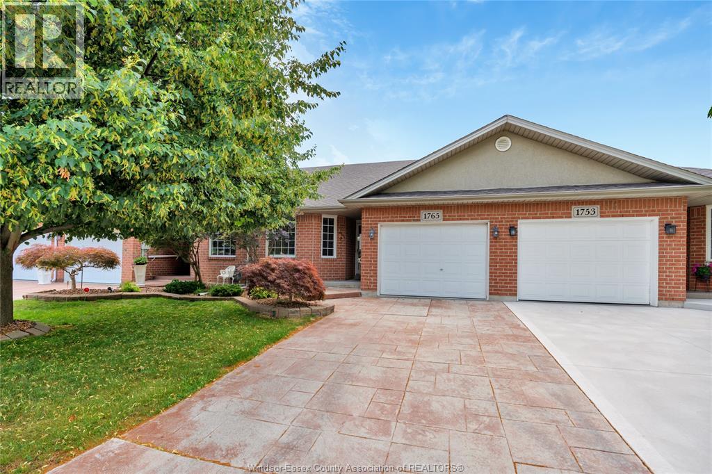 1765 QUESTA, Windsor, Ontario