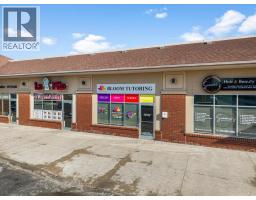 2055 SANDWICH WEST PARKWAY, LaSalle, Ontario
