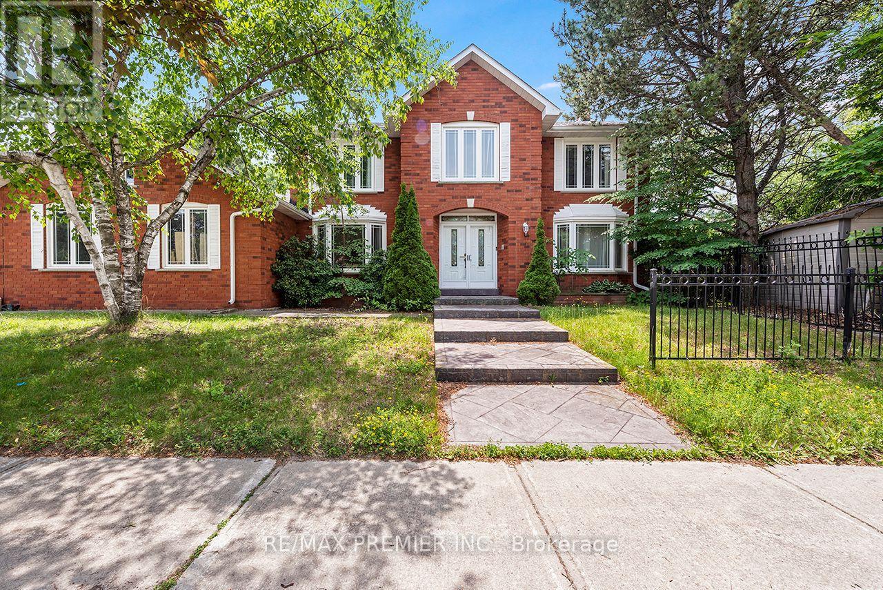 4 BOURBON ROAD, Vaughan, Ontario
