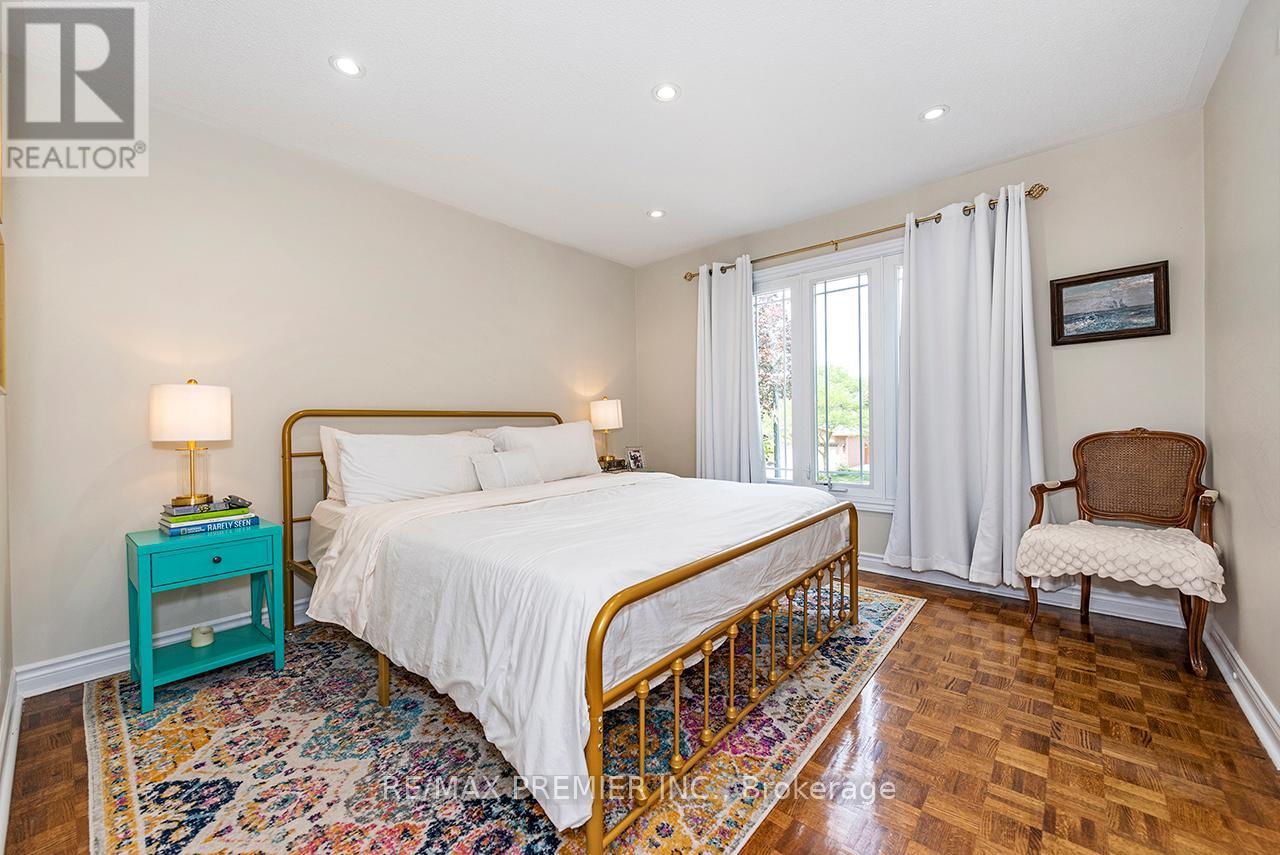 4 Bourbon Road, Vaughan, Ontario  L4L 6Y6 - Photo 20 - N13511534