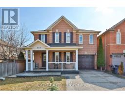 2210 FAIRMOUNT DRIVE, Oakville, Ontario