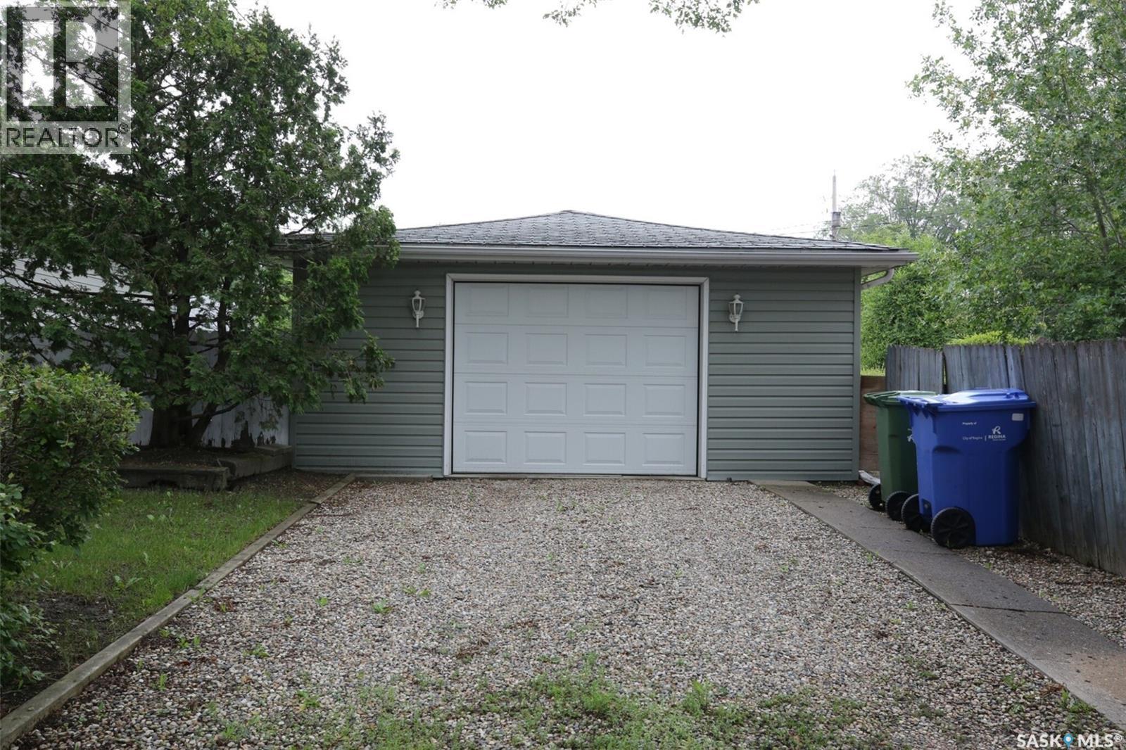 204 Rae Street, Regina, Saskatchewan  S4R 3L8 - Photo 32 - SK041272