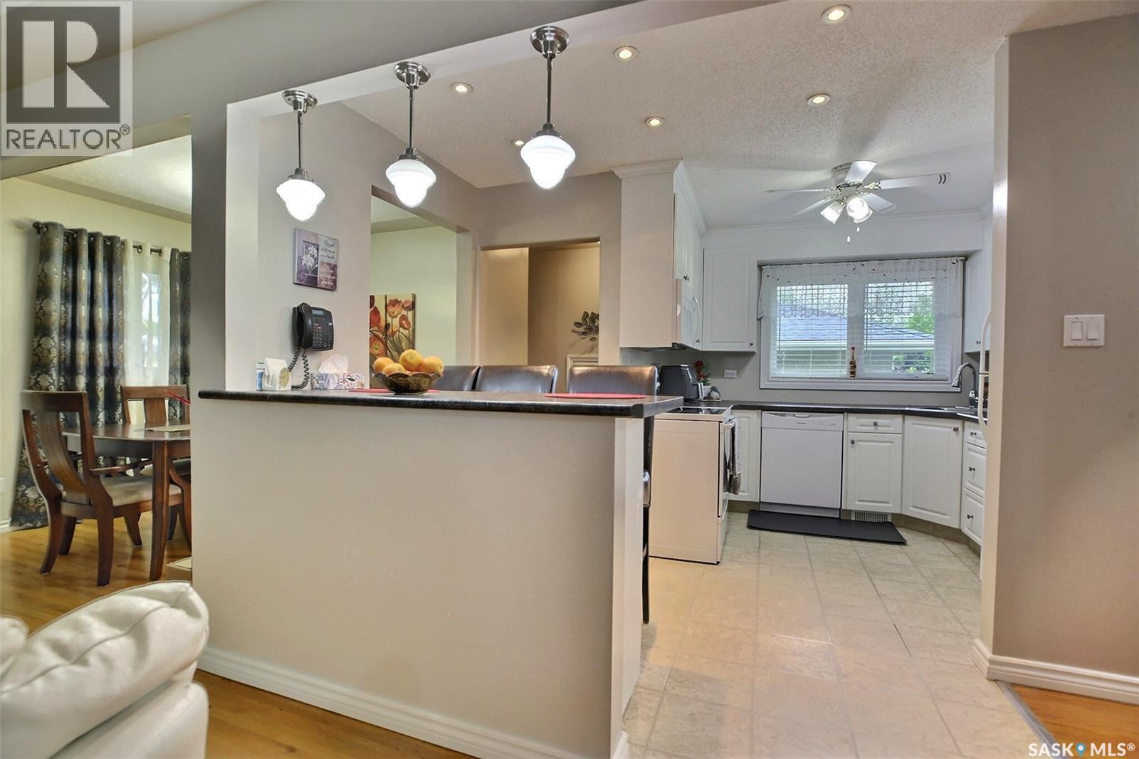 204 Rae Street, Regina, Saskatchewan  S4R 3L8 - Photo 7 - SK041272
