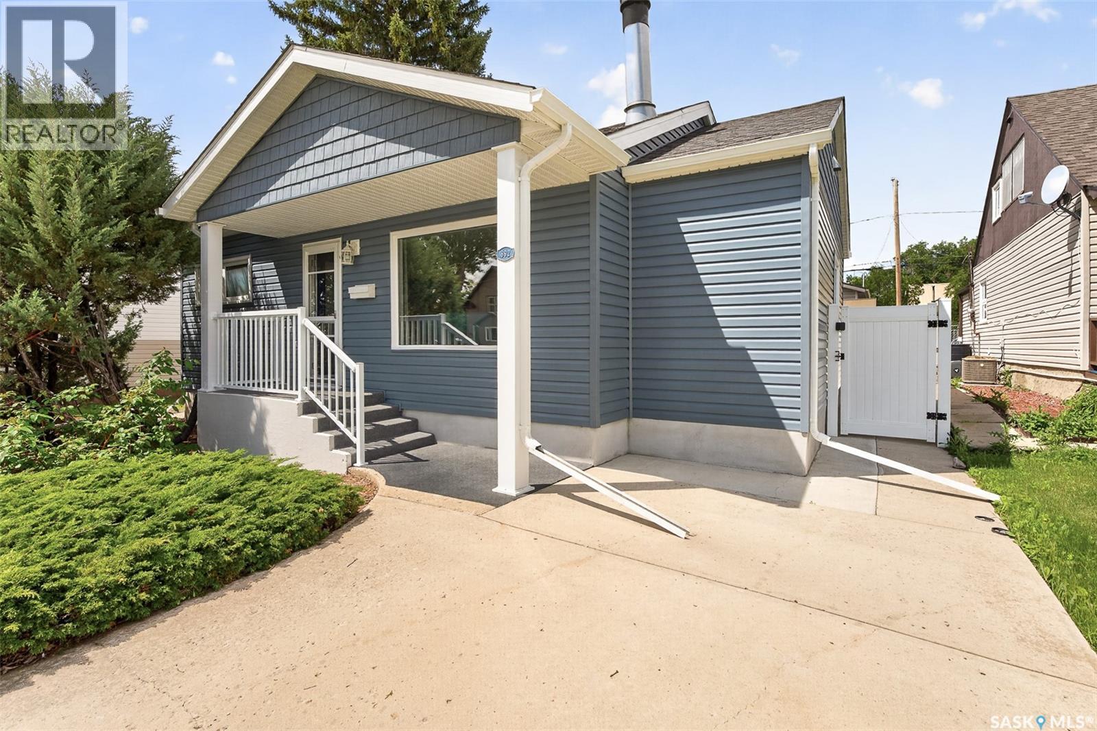 892 7th AVENUE NW, Moose Jaw, Saskatchewan