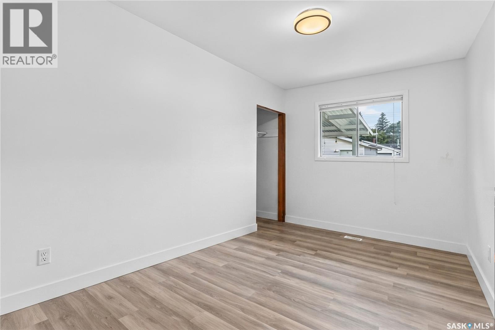 513 W Avenue N, Saskatoon, Saskatchewan  S7L 3H2 - Photo 17 - SK041095