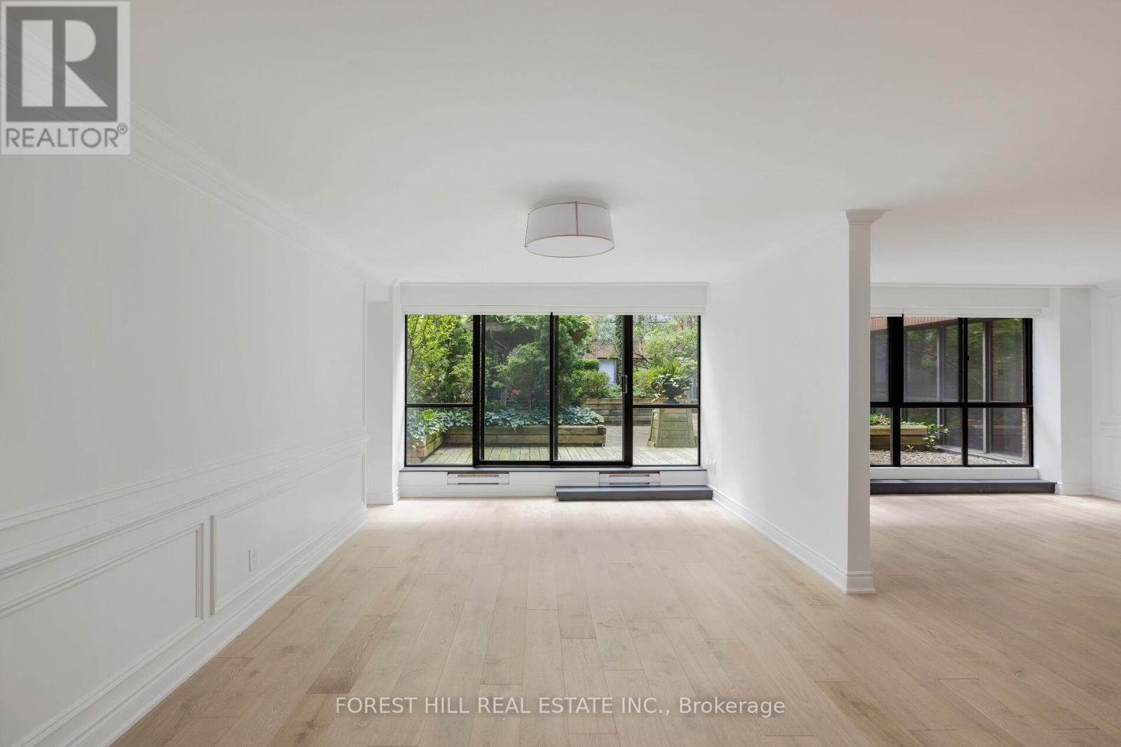 404 - 164 Cumberland Street, Toronto, Ontario  M5R 1A8 - Photo 11 - C13512454