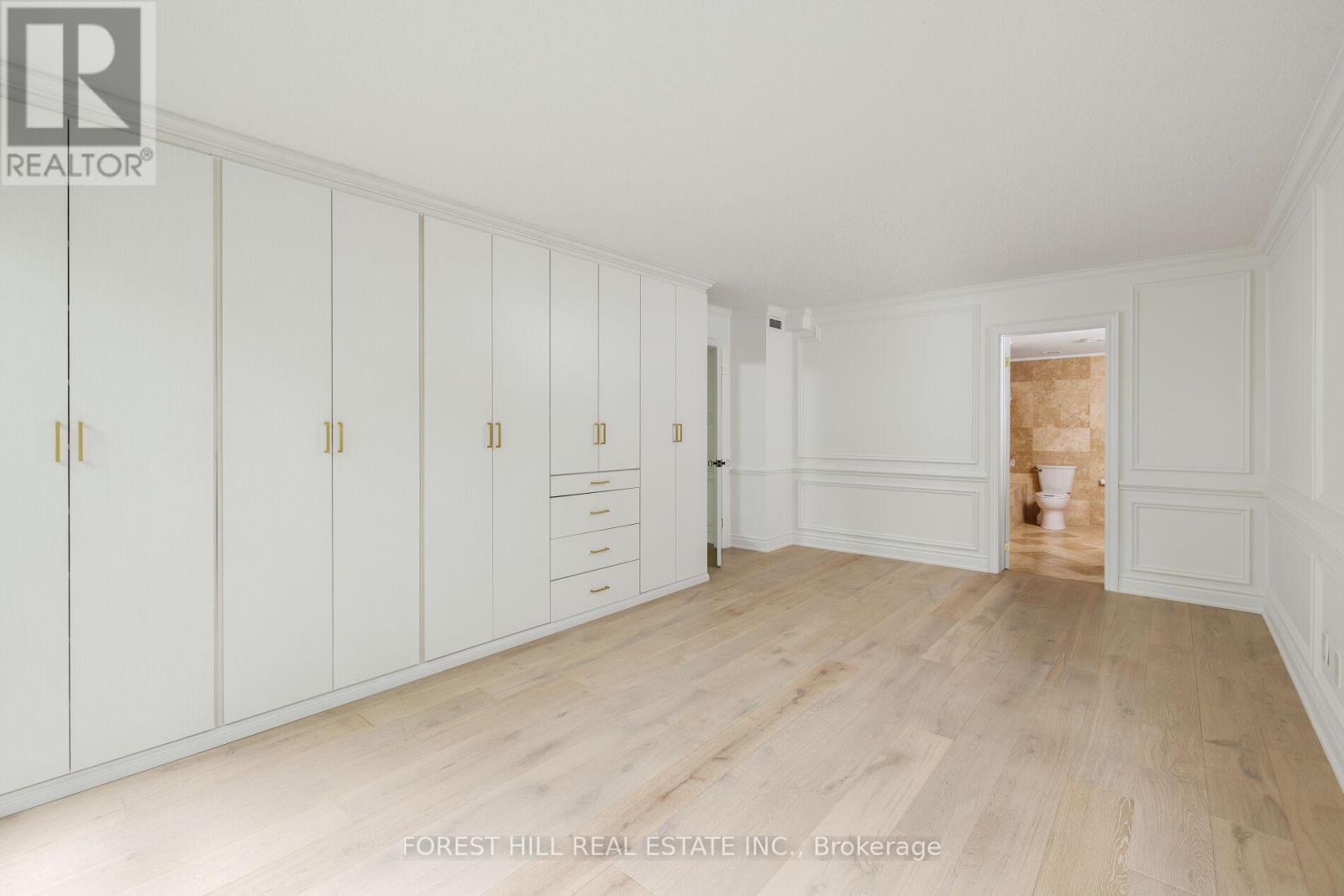 404 - 164 Cumberland Street, Toronto, Ontario  M5R 1A8 - Photo 21 - C13512454