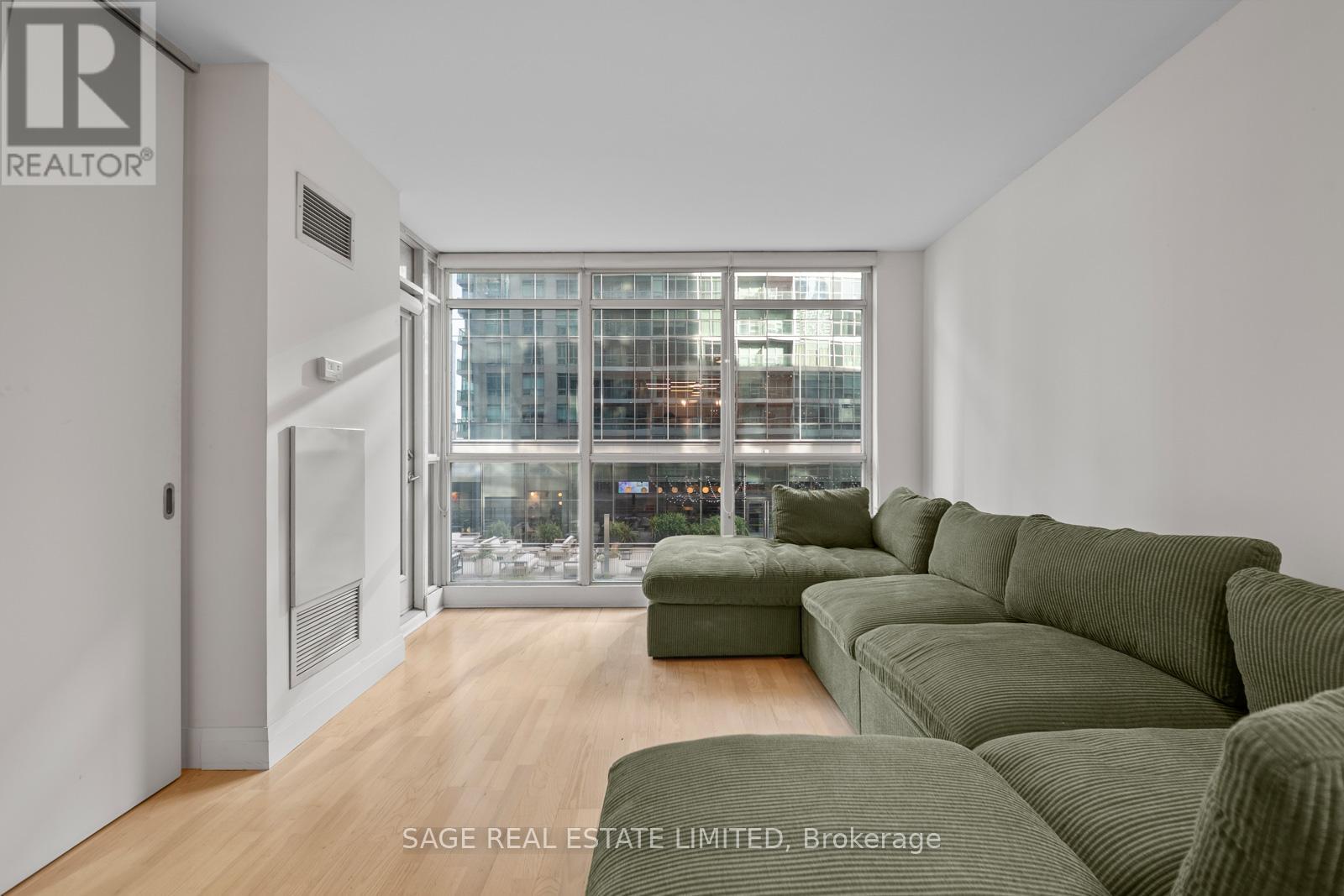 815 - 18 Yonge Street, Toronto, Ontario  M5E 1Z8 - Photo 11 - C13512682