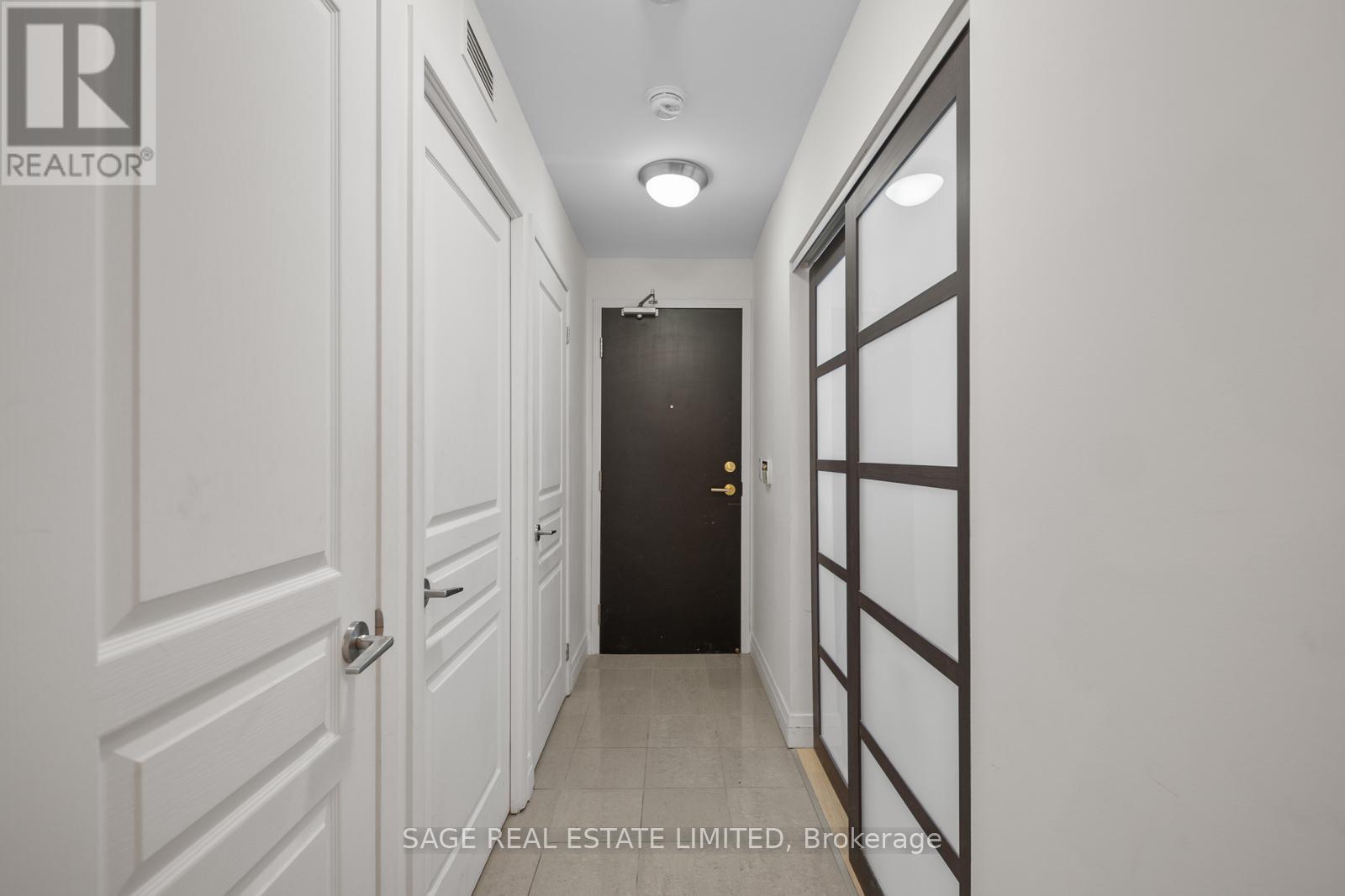 815 - 18 Yonge Street, Toronto, Ontario  M5E 1Z8 - Photo 3 - C13512682
