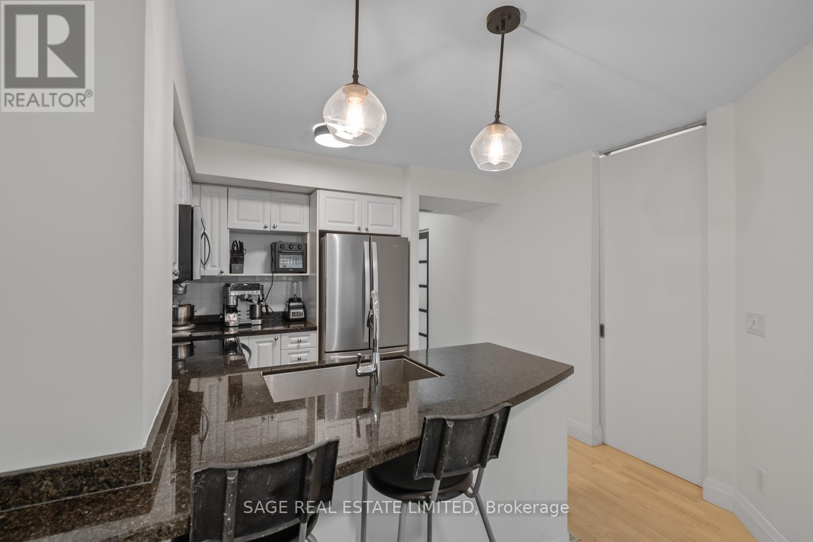 815 - 18 Yonge Street, Toronto, Ontario  M5E 1Z8 - Photo 4 - C13512682