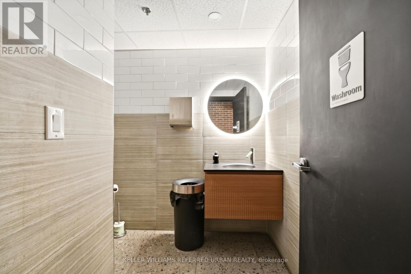 #110 - 35 Mccaul Street, Toronto, Ontario  M5T 1V7 - Photo 21 - C13512728