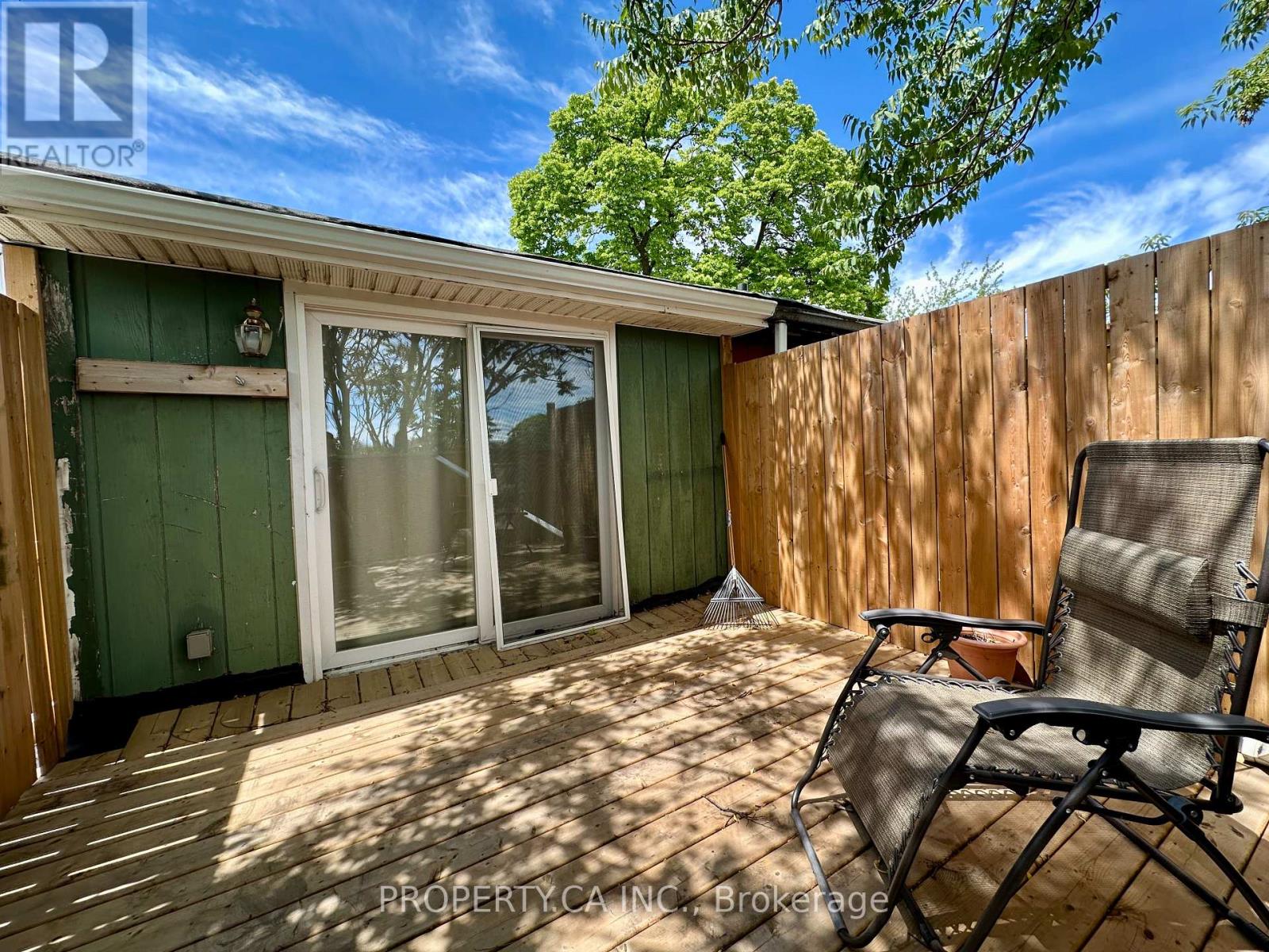 Upper - 129 Munro Street, Toronto, Ontario M4M 2B8 - Photo 17 - E13512364