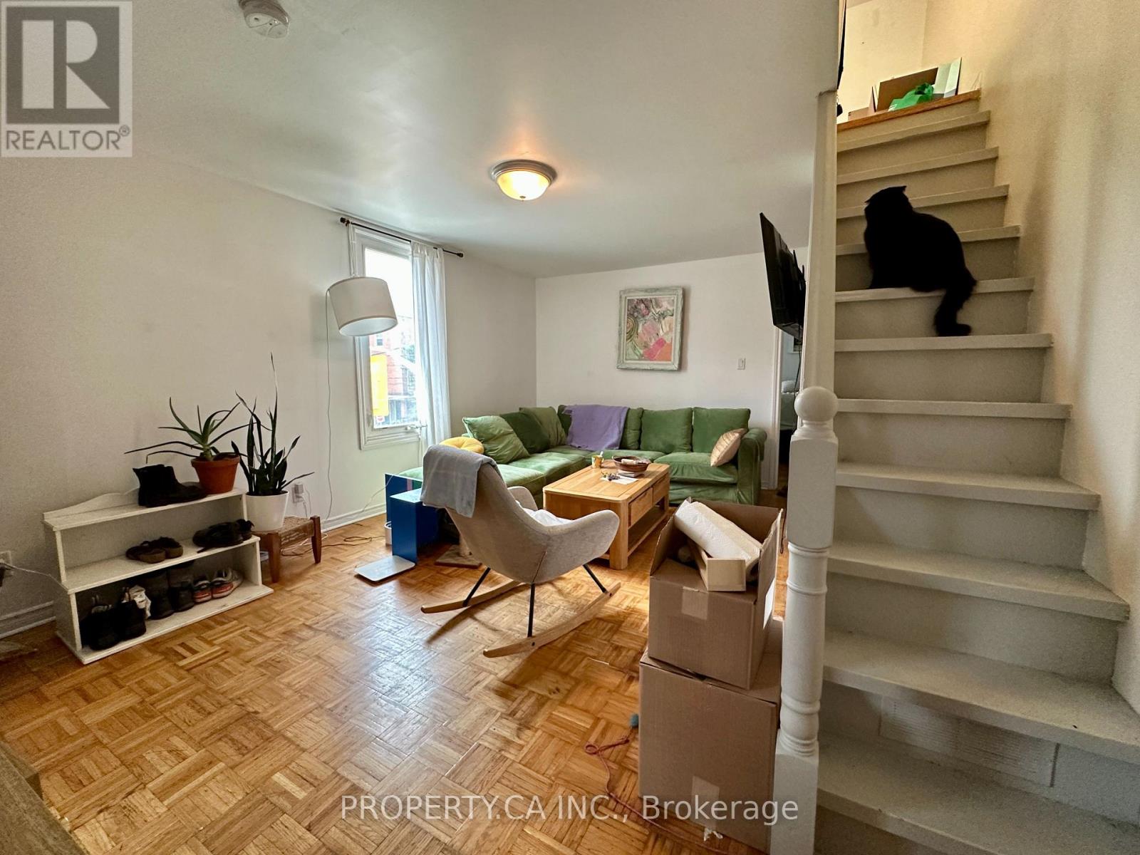 Upper - 129 Munro Street, Toronto, Ontario M4M 2B8 - Photo 6 - E13512364