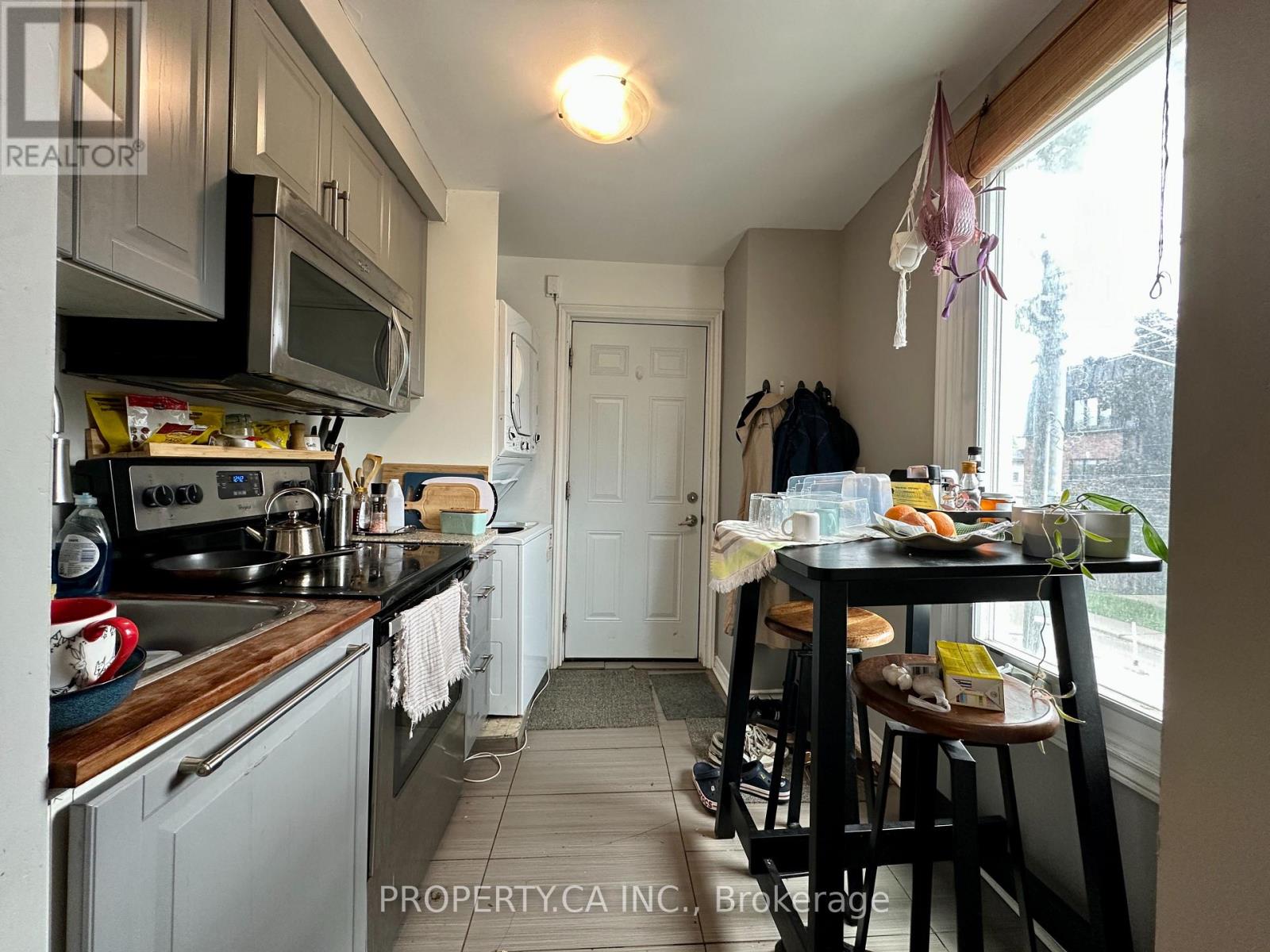 Upper - 129 Munro Street, Toronto, Ontario M4M 2B8 - Photo 7 - E13512364