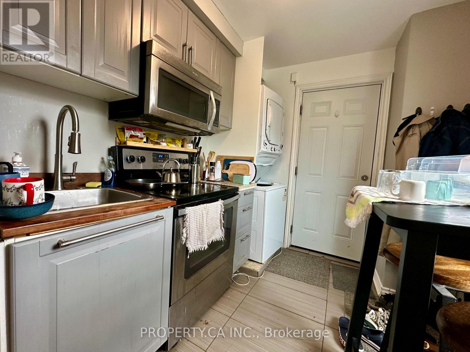 Upper - 129 Munro Street, Toronto, Ontario M4M 2B8 - Photo 8 - E13512364