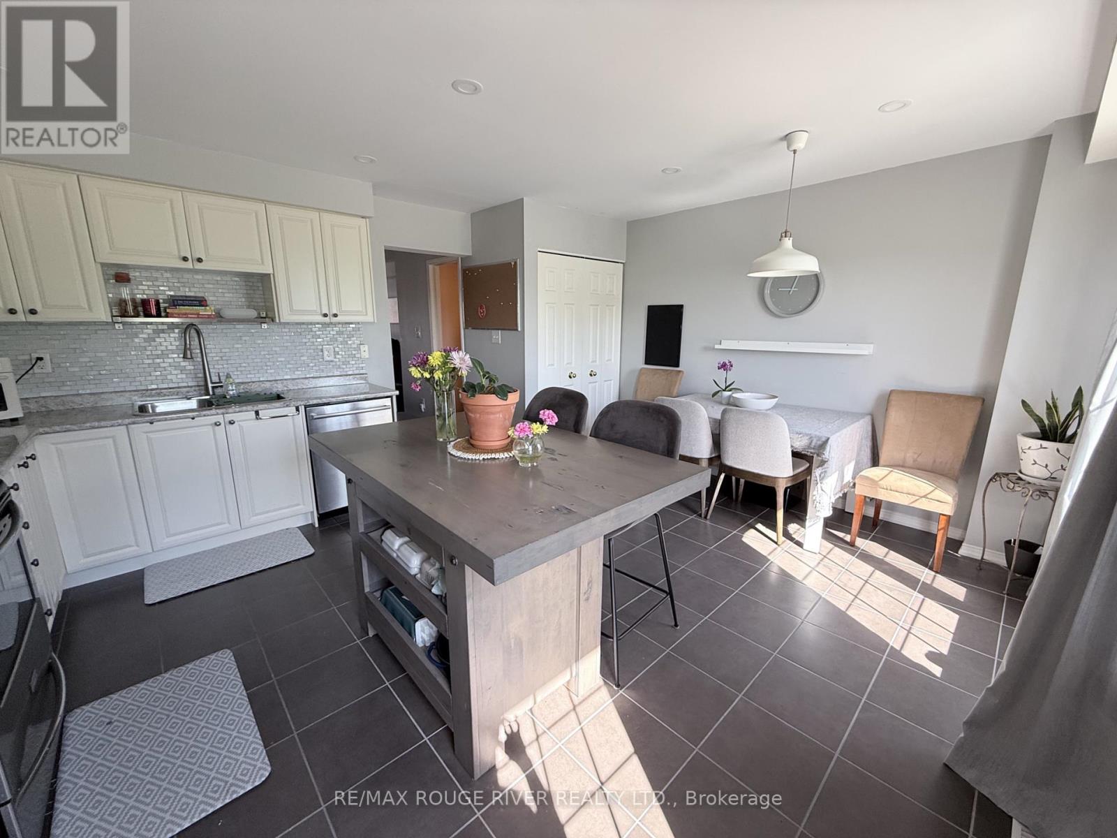906 Audley Road N, Ajax, Ontario  L1Z 1W2 - Photo 24 - E13512504