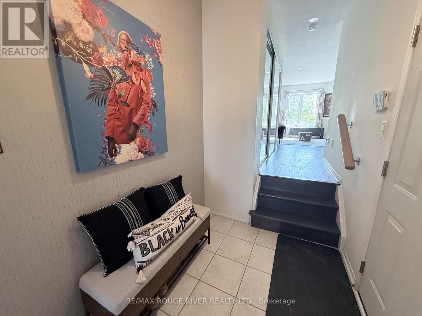 906 Audley Road N, Ajax, Ontario  L1Z 1W2 - Photo 4 - E13512504