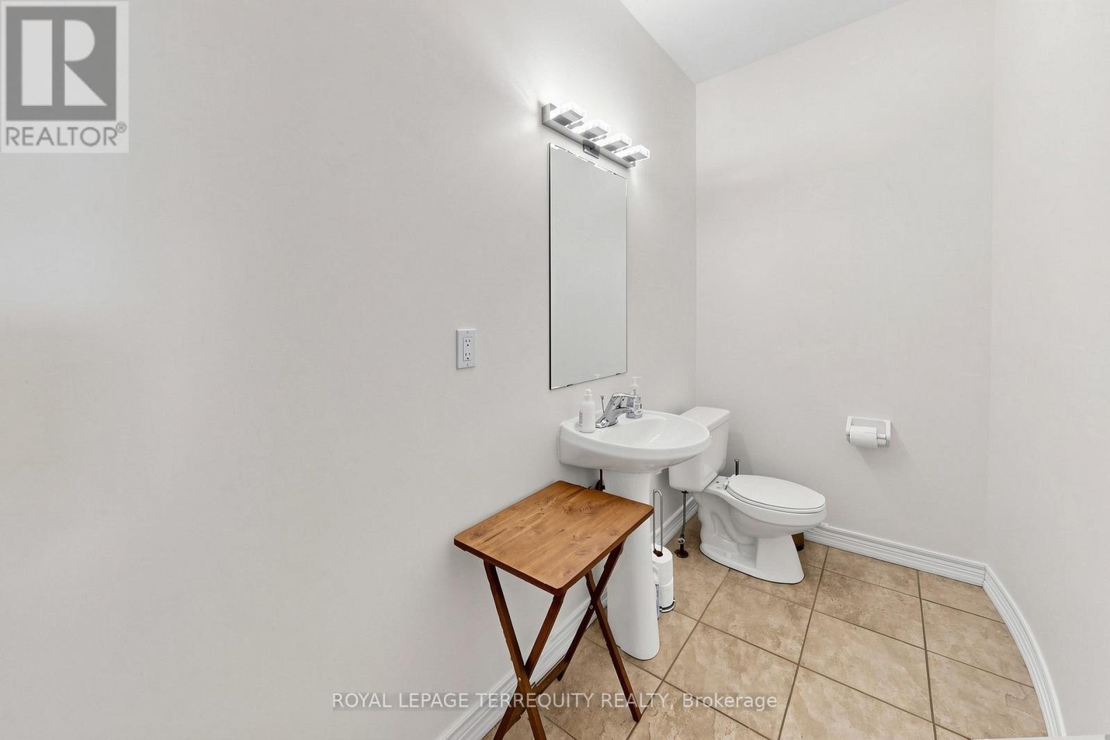 12 Ballantyne Drive, Ajax, Ontario  L1T 4H8 - Photo 20 - E13512796