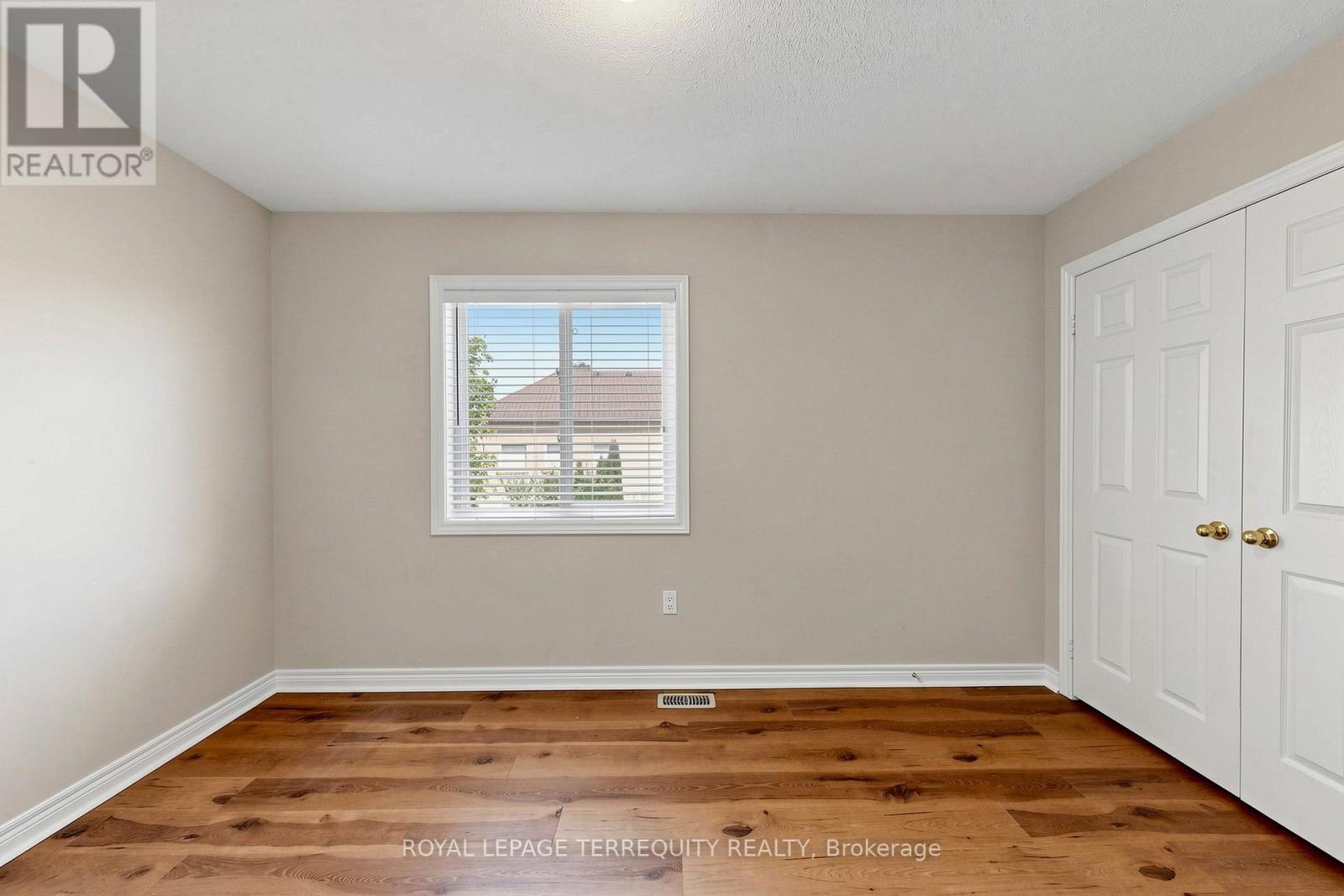 12 Ballantyne Drive, Ajax, Ontario  L1T 4H8 - Photo 35 - E13512796